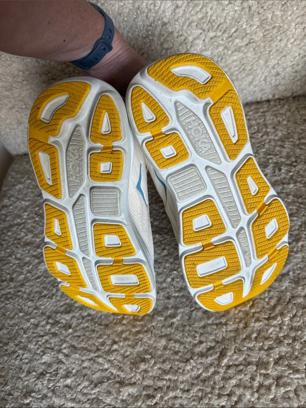 Women’s Hoka Bondi 9 size 8D Wide - Picture 6 of 7